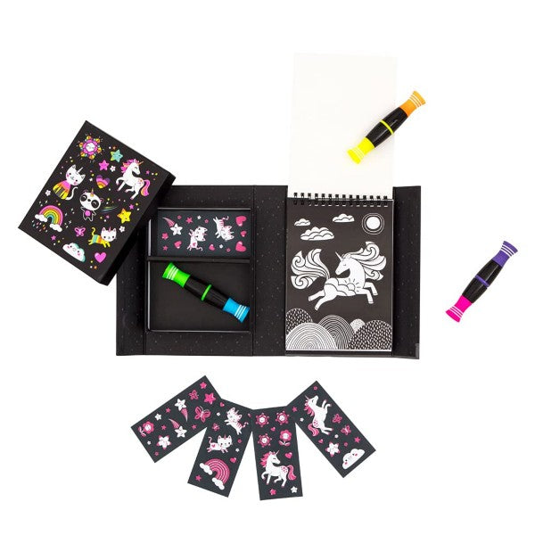 Colouring Set  Unicorn and Friend